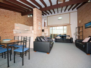 Gowrie Avenue, Bay Parklands, Townhouse 06, 2
